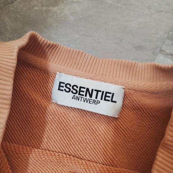 Essentiel Antwerp "Chill!" Long Sleeves Sweater. Pinkish Nude. Beaded Logo. S. - Picture 5 of 9